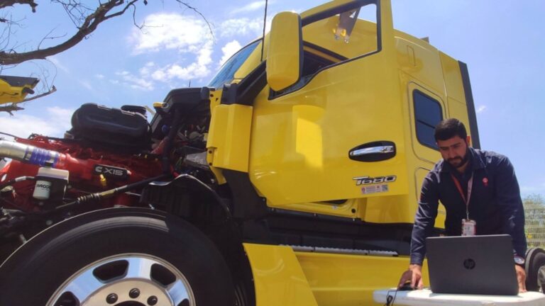 Banner-Ingeniero-de-Campo-Kenworth